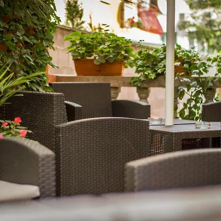 Family Saint Iliya Hotel